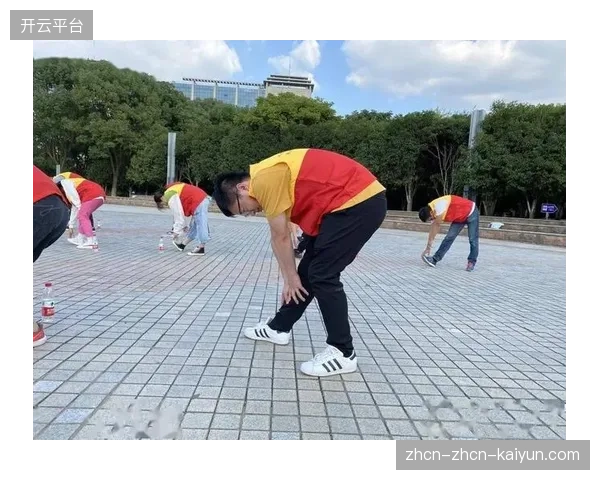 引入LBS技术的“周末骑行队”功能，使得用户自发组织的百人以下活动平均签到率突破了90%
